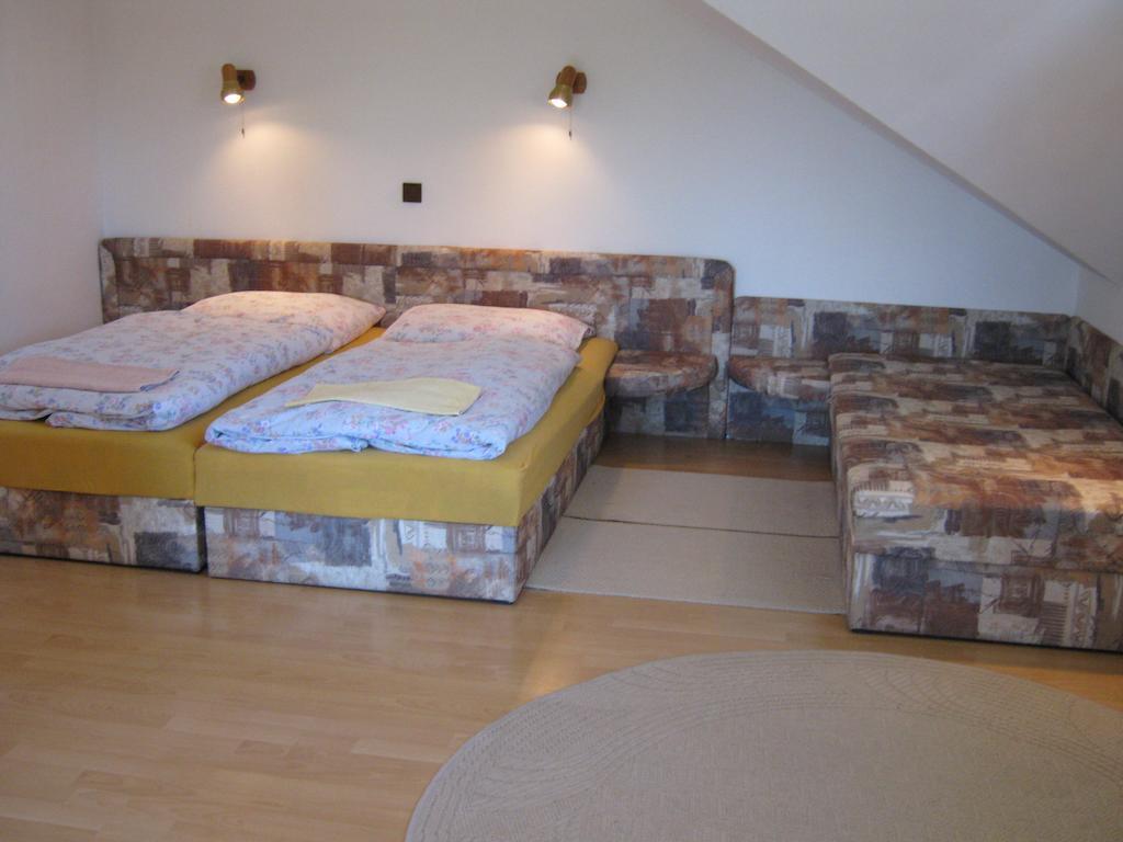 Privat Apartma Ulrych Liberec Kamer foto