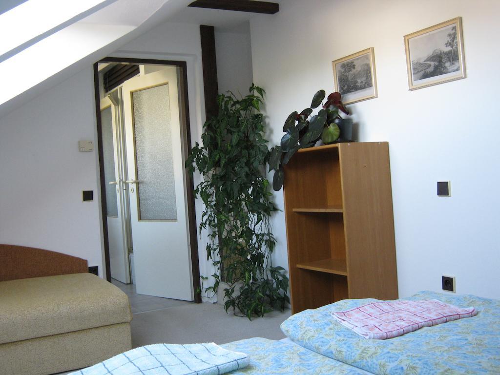 Privat Apartma Ulrych Liberec Kamer foto
